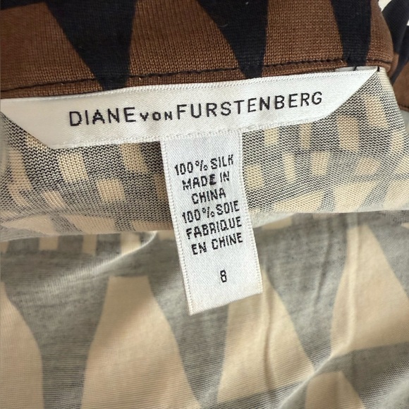 Diane Von Furstenberg Voce Wrap Dress 100% Silk - Picture 9 of 11